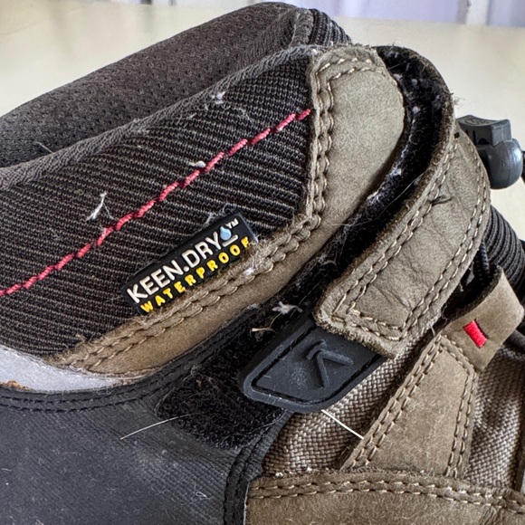 Kids' Keen Hiking Boots - Picture 2 of 3